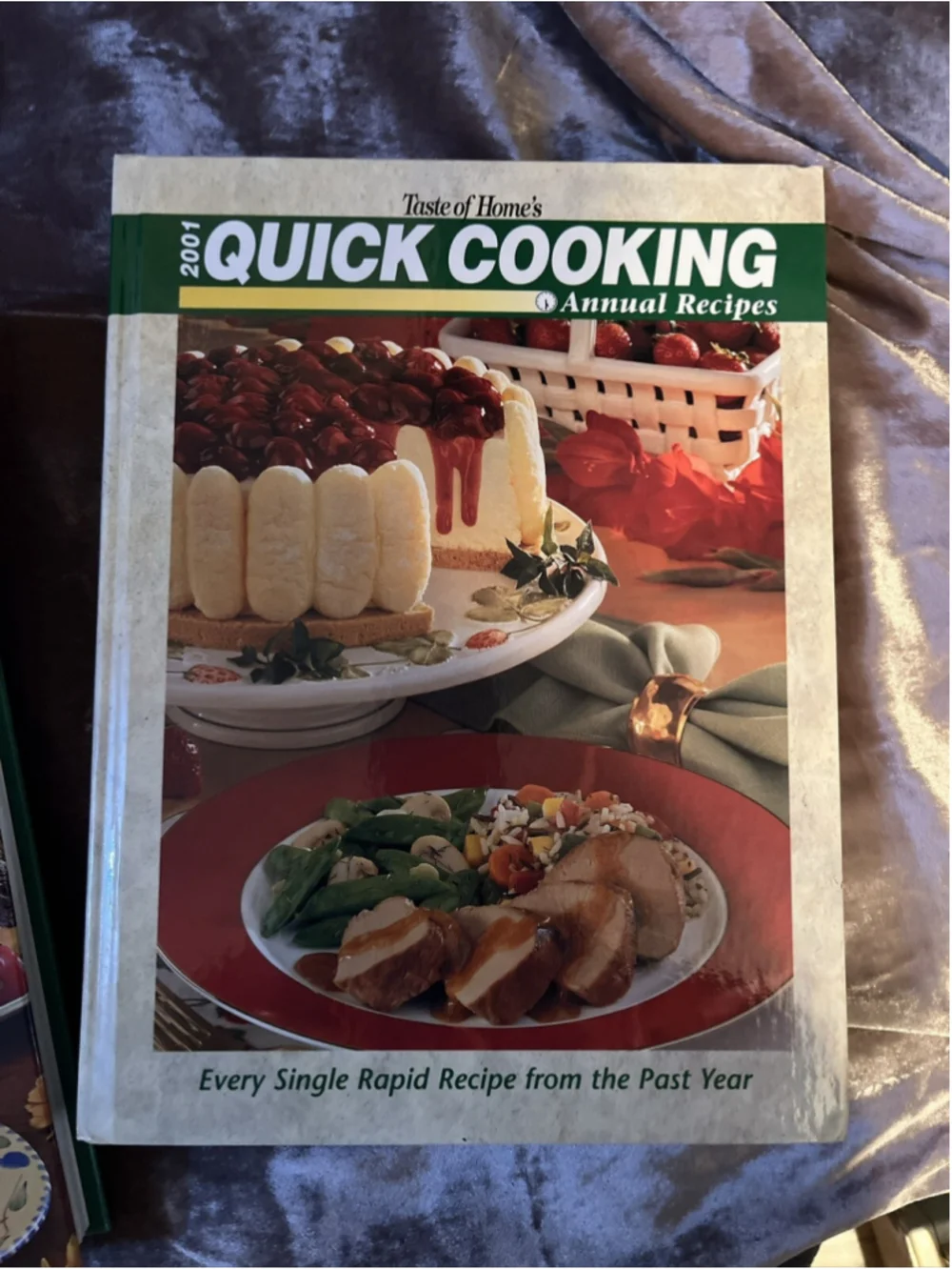 Vintage 2001 Taste Of Home’s Quick Cooking Annual Recipes Cook with MORE VTG